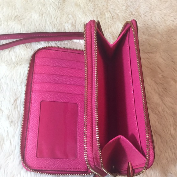 🔴SOLD🔴Coach Pink Embossed - Picture 7 of 8